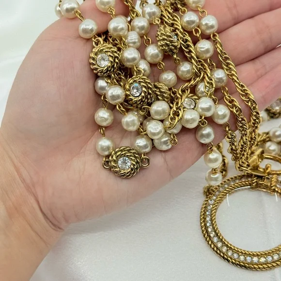 Chanel Vintage Pearl Crystal  Magnifying Glass Pendant Necklace XL - Picture 11 of 12